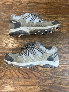 Hi-Tec Womens Gray and Tan Trail Running Shoes with Pink accents 9.5